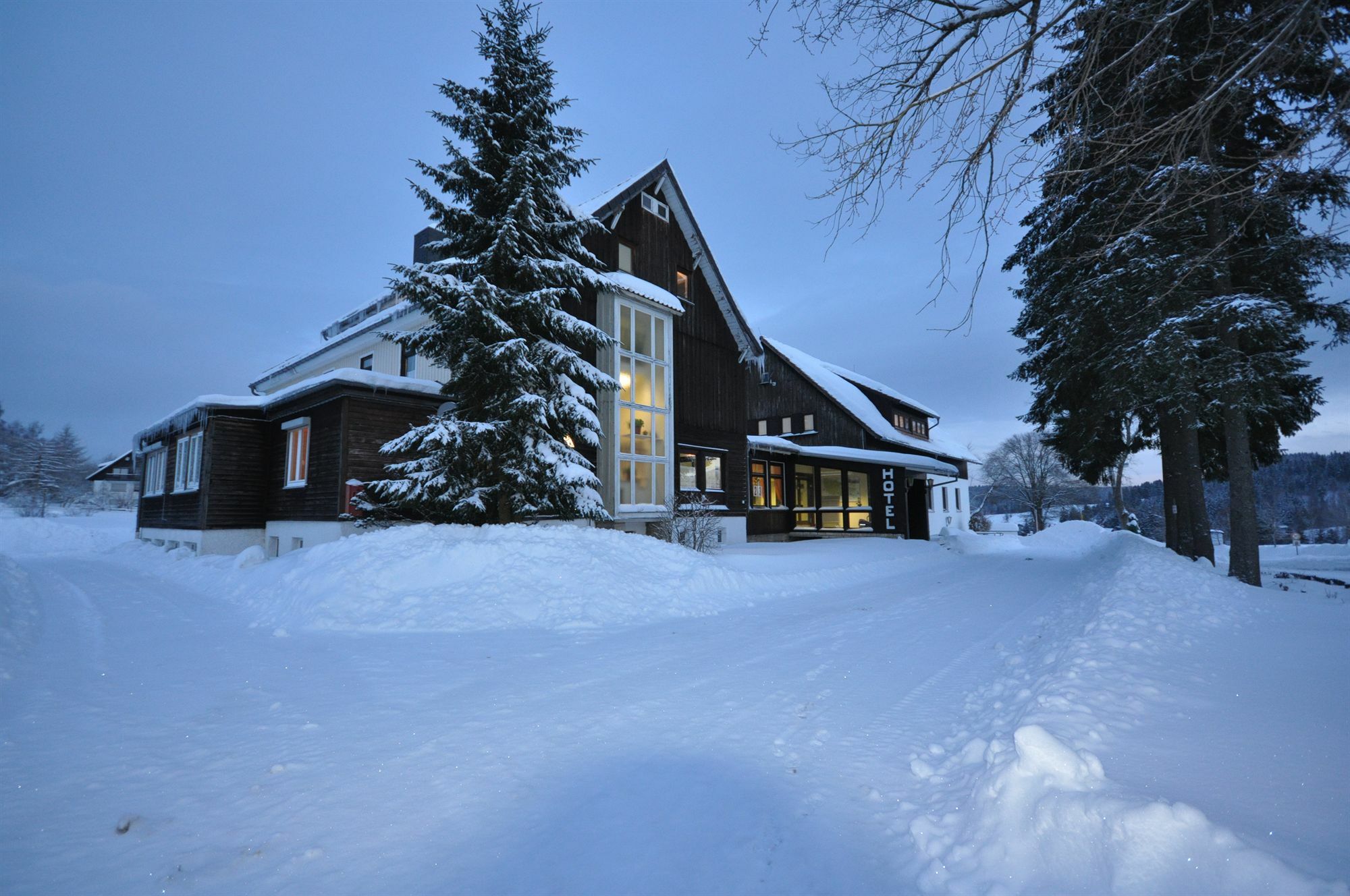 Hotel & Hostel Drei Baeren Altenau  Exteriör bild